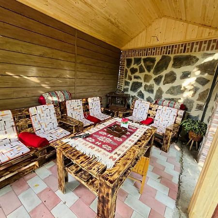 Guest House Poligloti Tel Avi Exterior foto