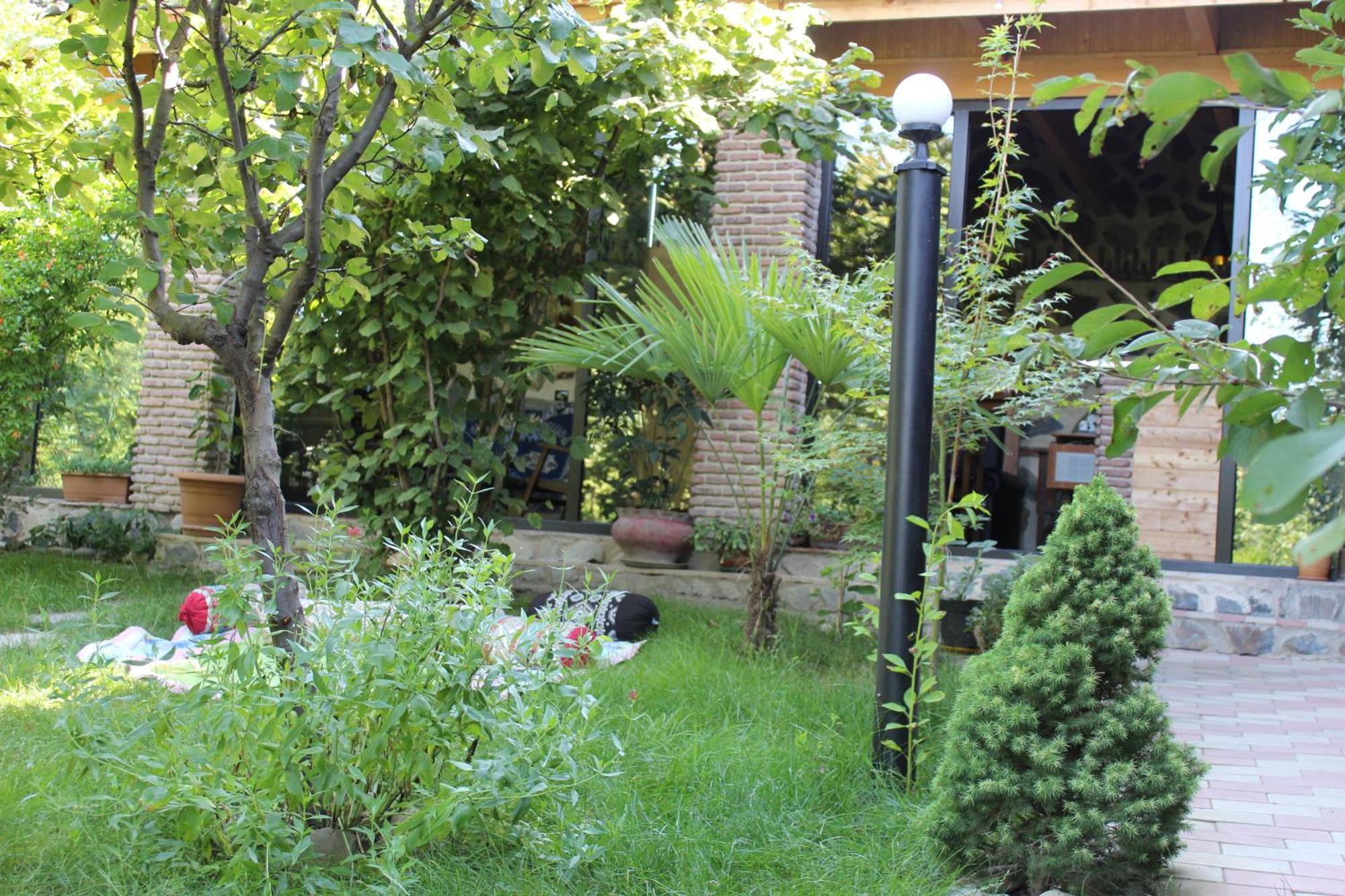 Guest House Poligloti Tel Avi Exterior foto