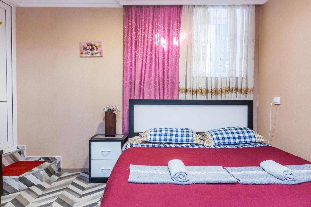 Guest House Poligloti Tel Avi Exterior foto
