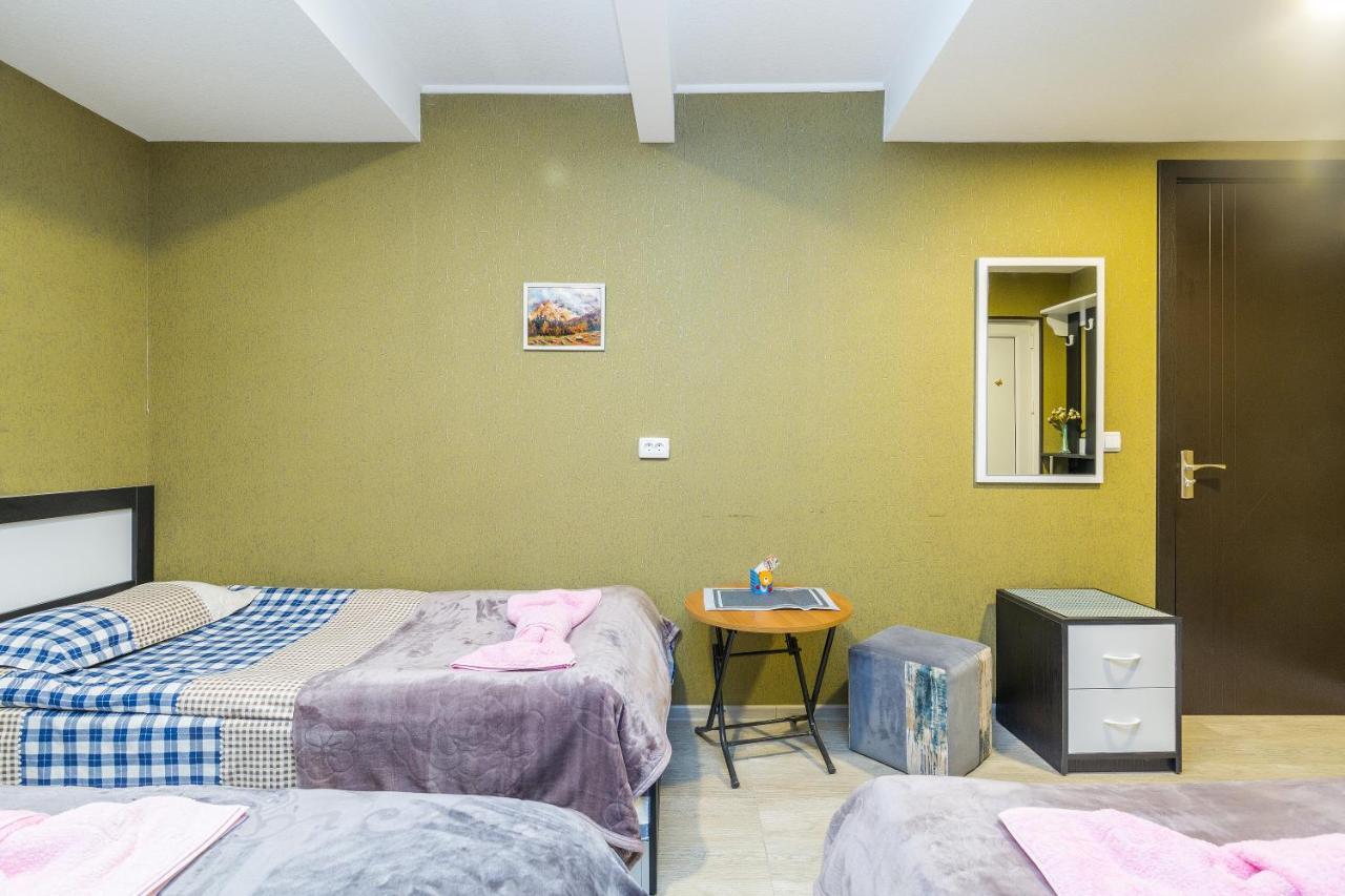 Guest House Poligloti Tel Avi Exterior foto